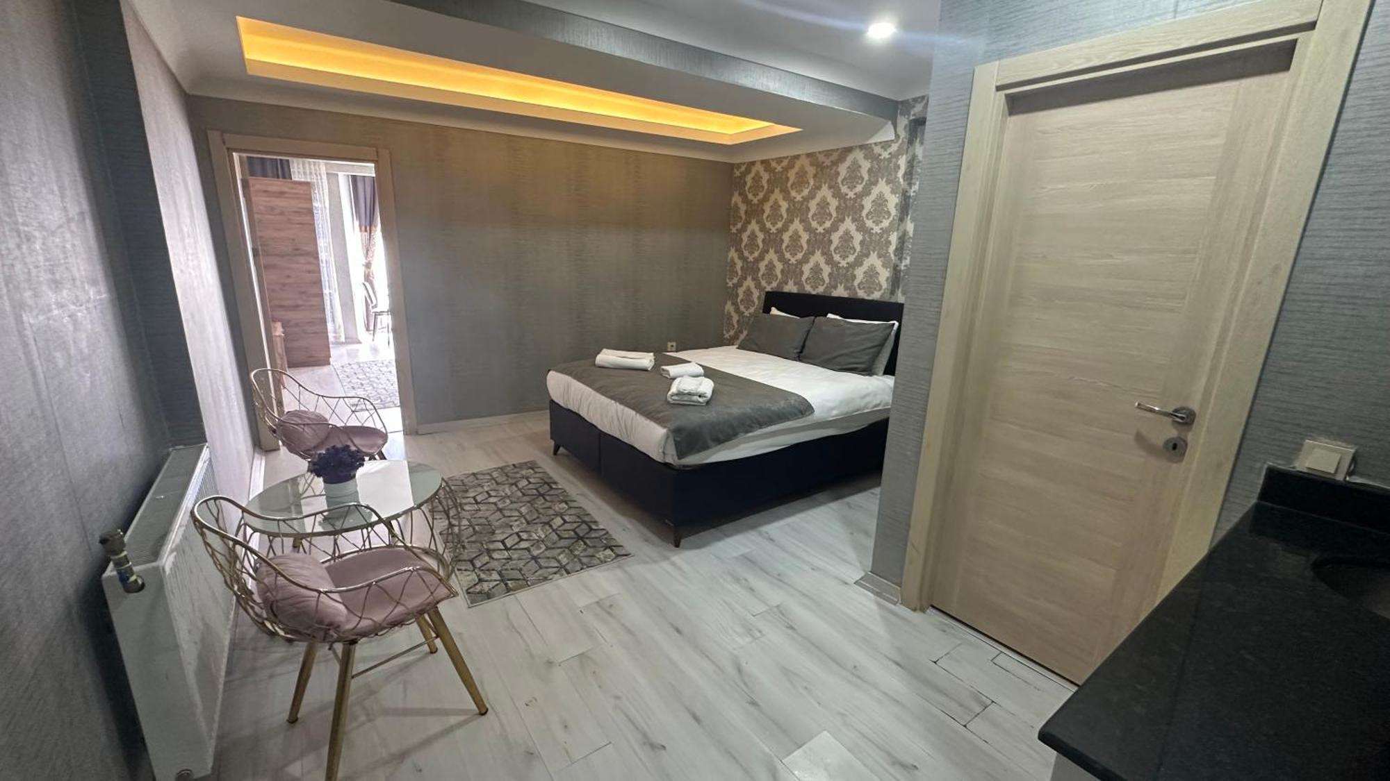 Taksim Royal Residence & Hotel Estambul Exterior foto